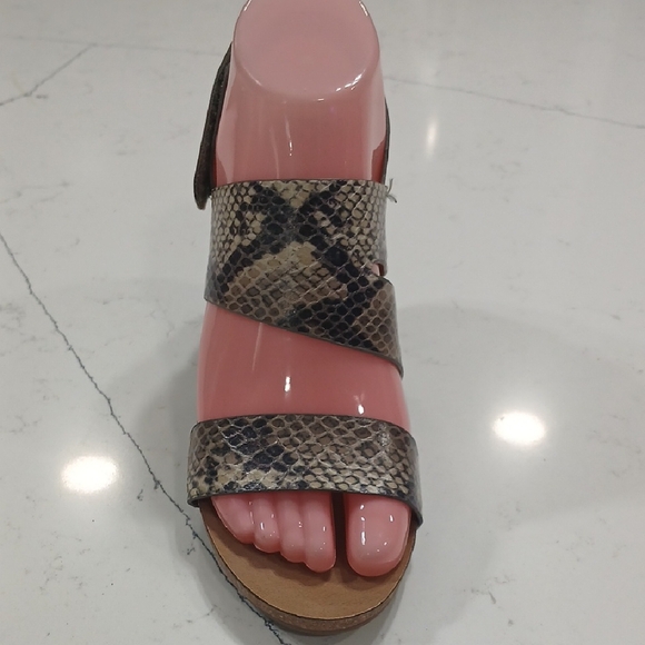 New Directions Snakeskin Heels Sz6.5 New Without Tag Or Box - Picture 3 of 10